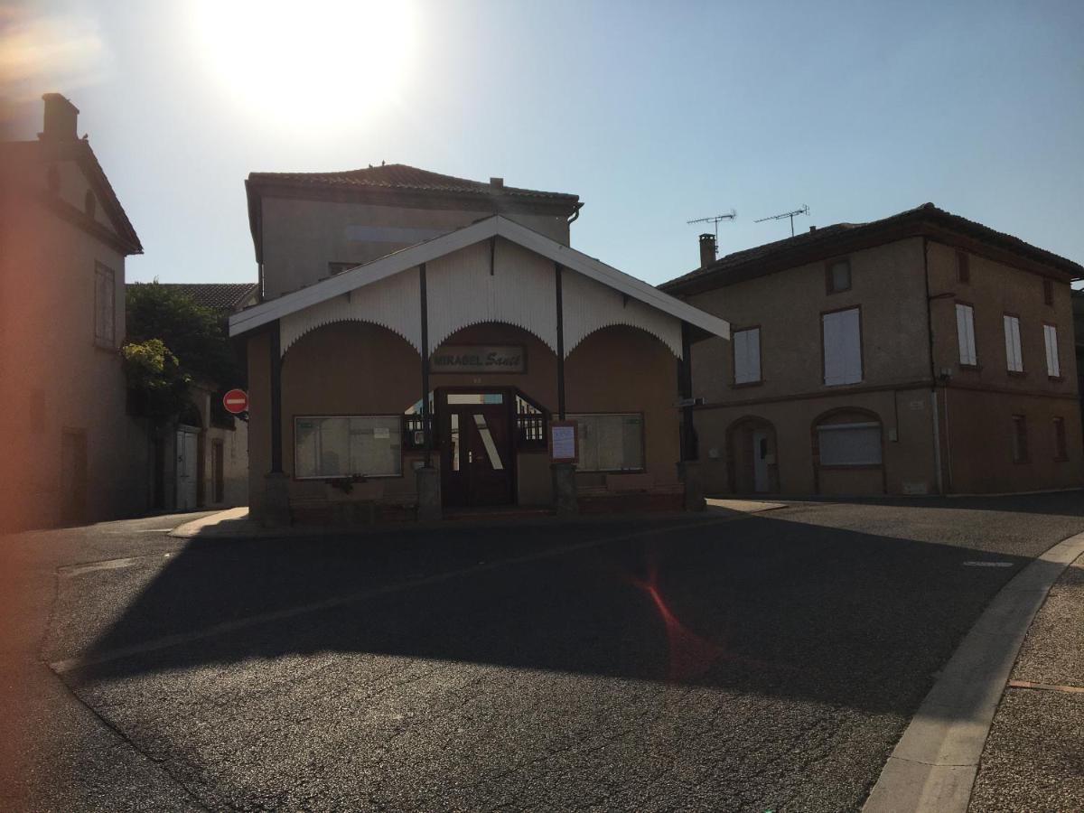 B&B Chez Odile Mirabel  外观 照片